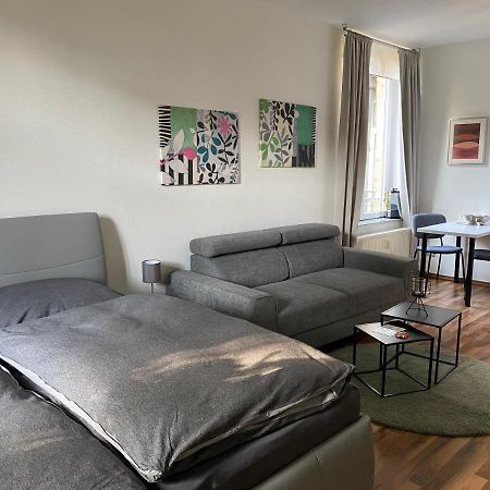 Zentrale Ferienwohnung Mit Balkon In Aachen Exterior foto